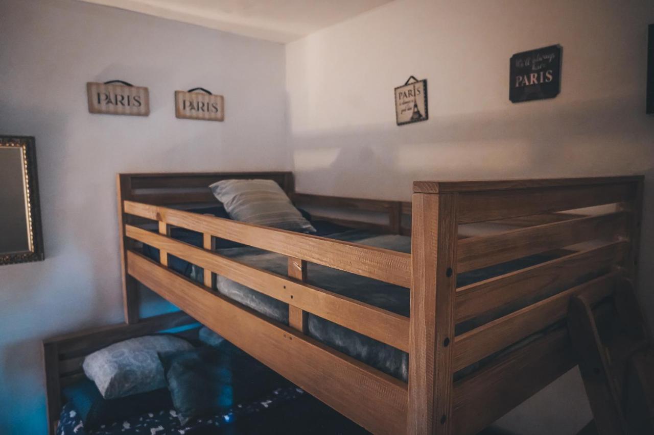 Hollywood Light Haven Lodge ภายนอก รูปภาพ