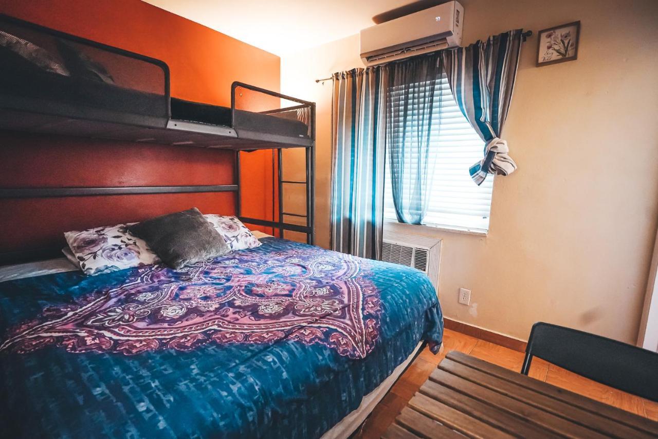 Hollywood Light Haven Lodge ภายนอก รูปภาพ